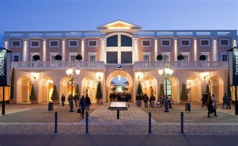 versace outlet marcianise|La Reggia Designer Outlet in Marcianise, fashion district a few .